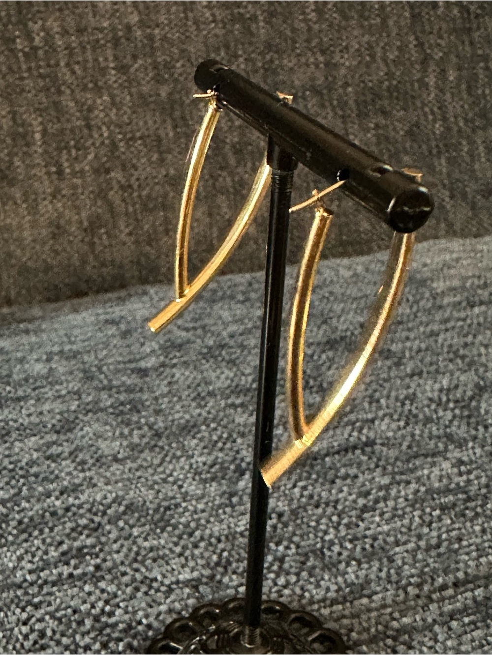 14k Gold “unique” & “different” shaped Hoop Earrings - Picture 5 of 8